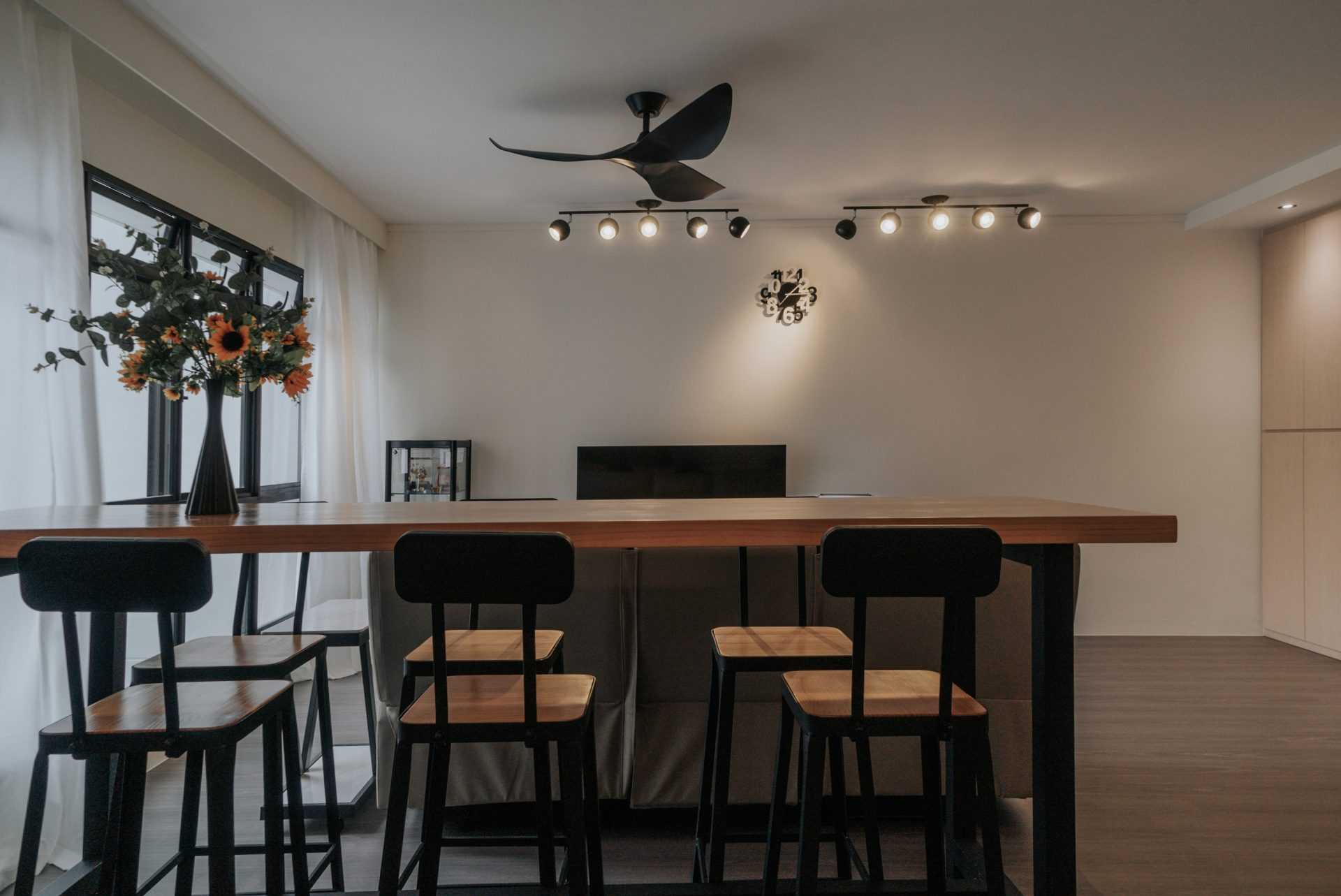 618 Jurong West Street 65